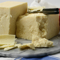 English Farmhouse Cheddar Cheese (1 lb)